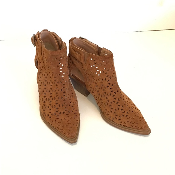 SBICCA Suede Ankle Boots Bohemian Chunky Block Heel Booties Women’s Size 7 - Picture 1 of 16